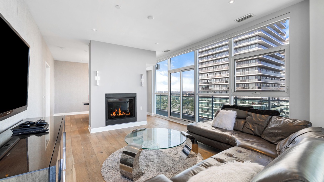 Photo of Livingroom in Humber Bay