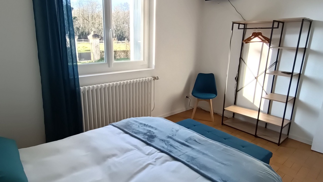 Photo of Bedroom in Brux