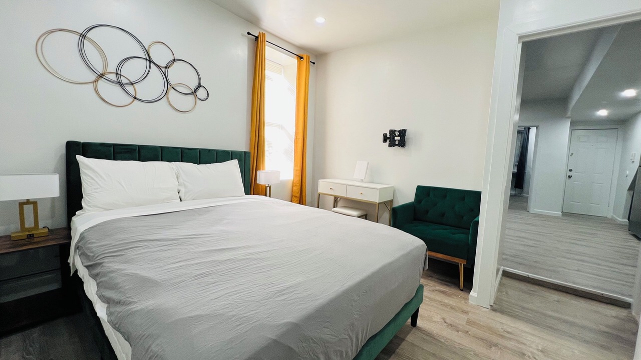 Photo of Bedroom in Williamsbridge