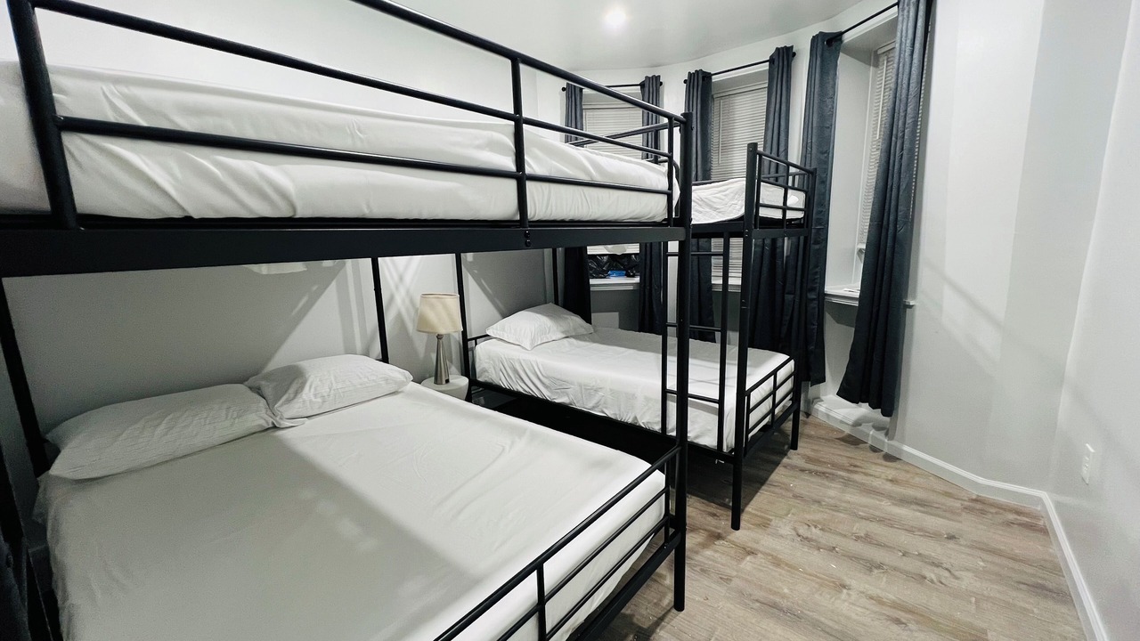 Photo of Bedroom in Williamsbridge