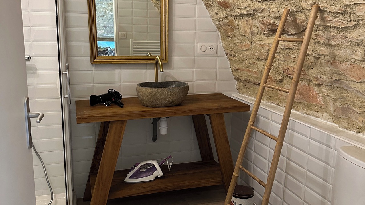 Photo of Bathroom in Laval-du-Tarn