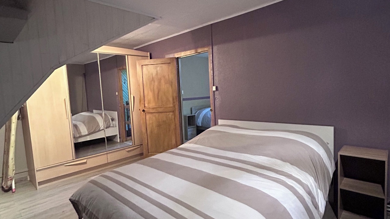 Photo of Bedroom in Digoin