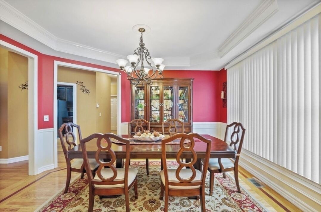 Photo of Livingroom in Canton