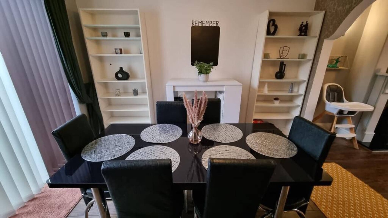 Photo of Others in Droylsden