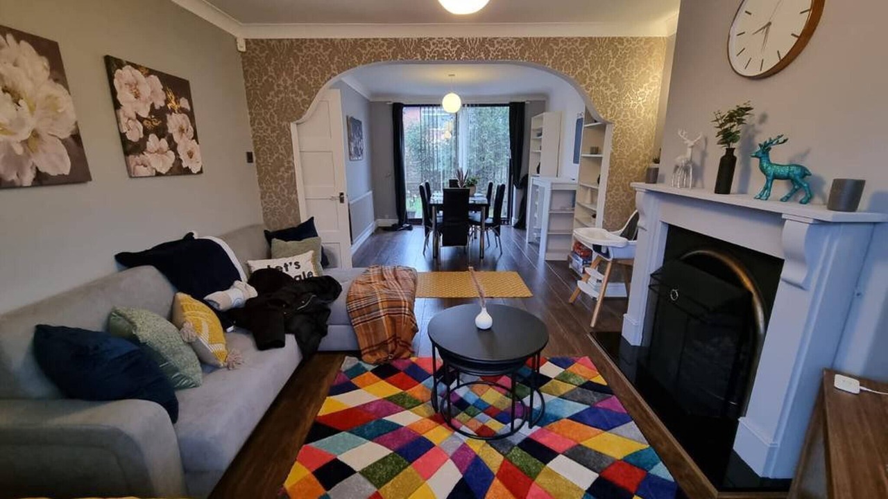 Photo of Livingroom in Droylsden