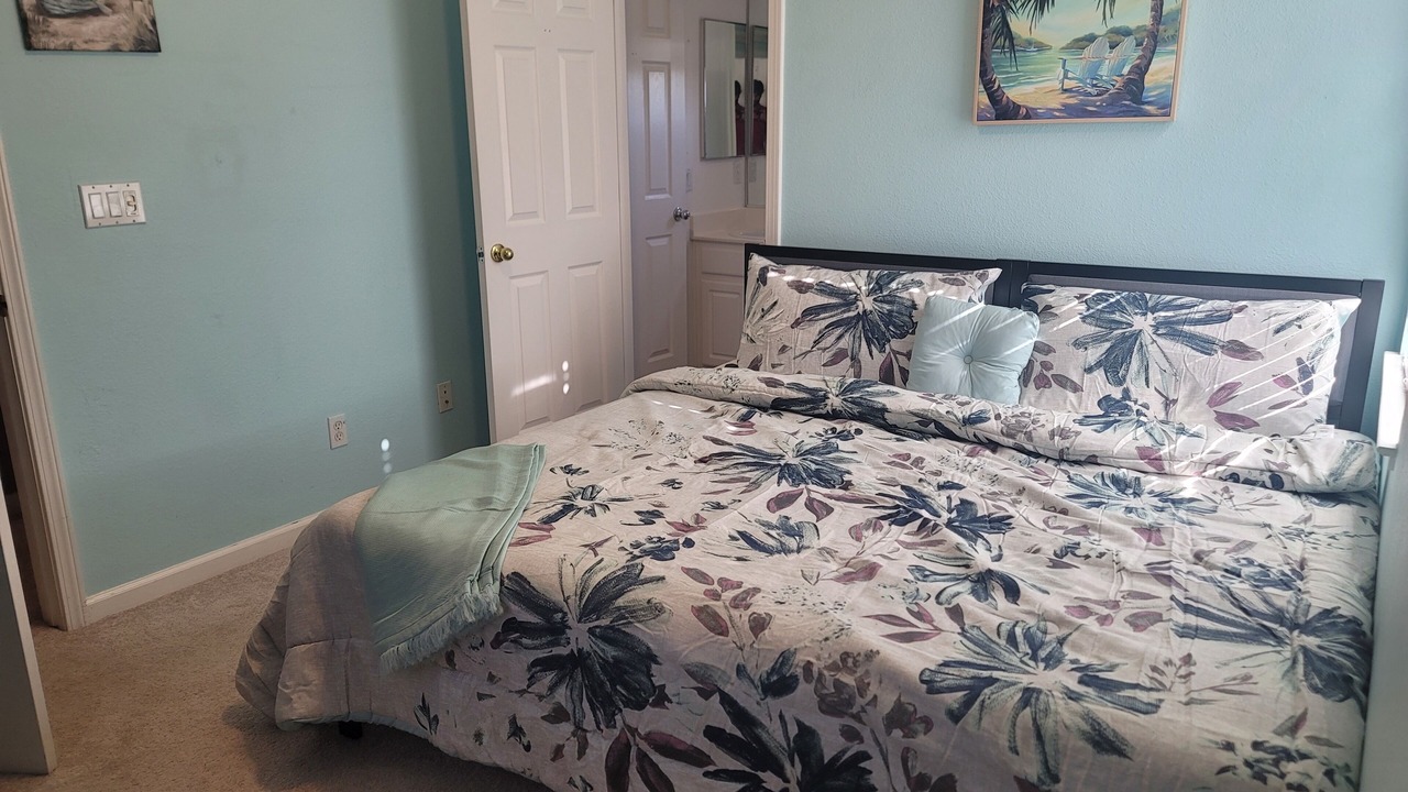 Photo of Bedroom in Brentwood