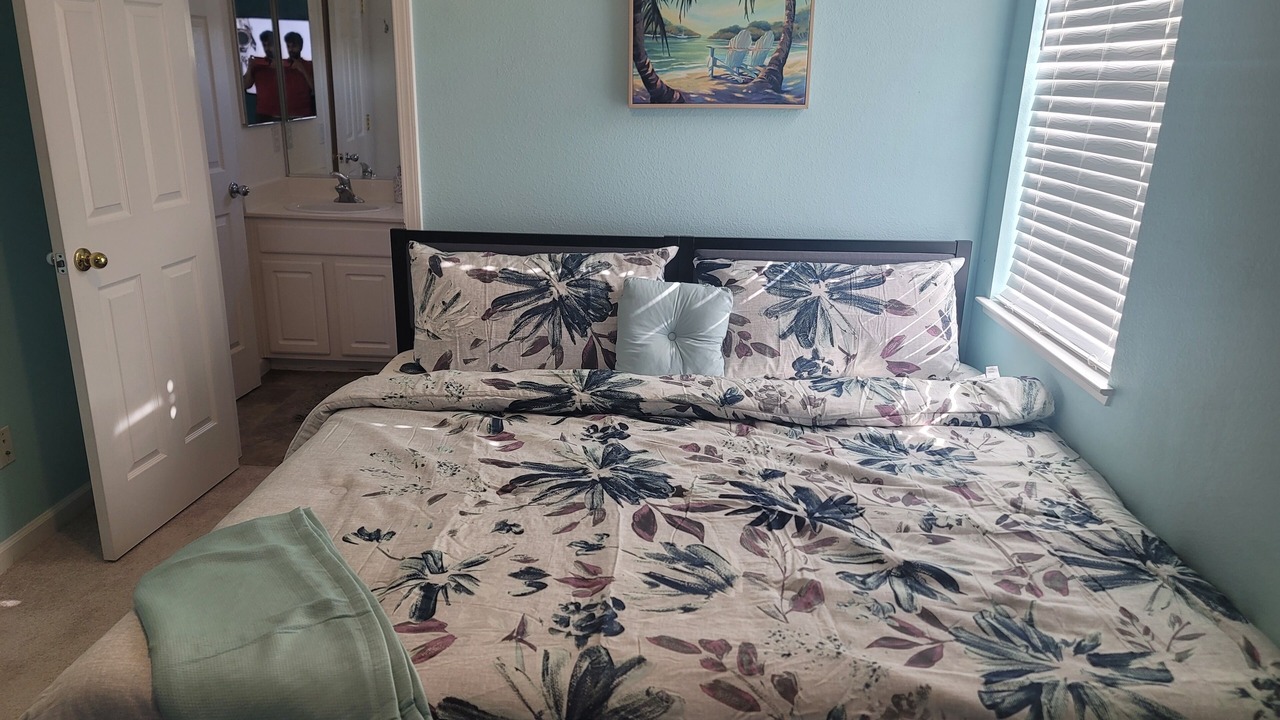 Photo of Bedroom in Brentwood