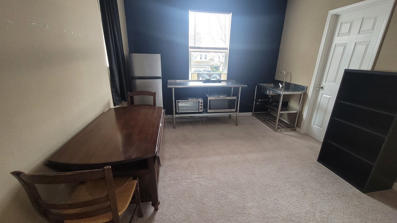 Photo of Others in Brentwood