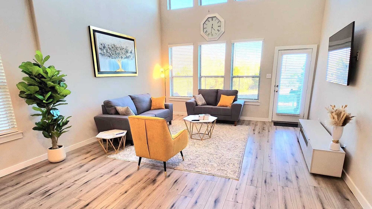 Photo of Livingroom in Forney