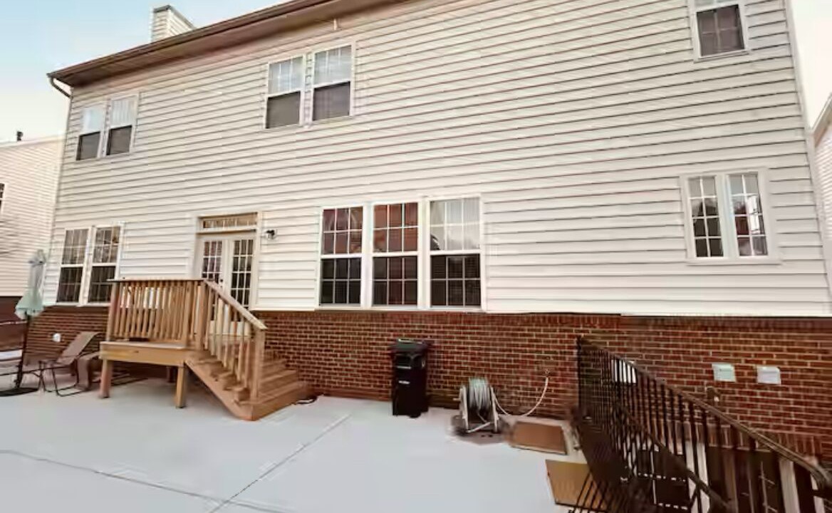 Photo of Outdoor in Sterling