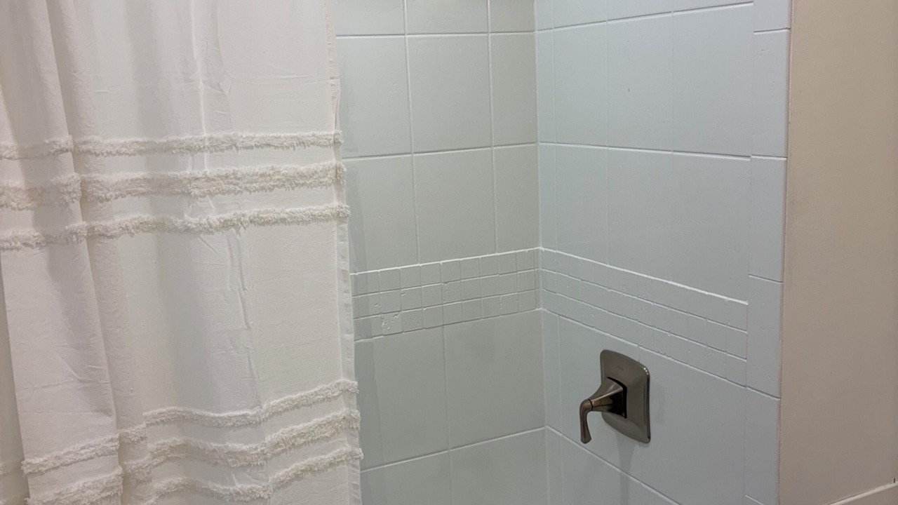 Photo of Bathroom in Newark