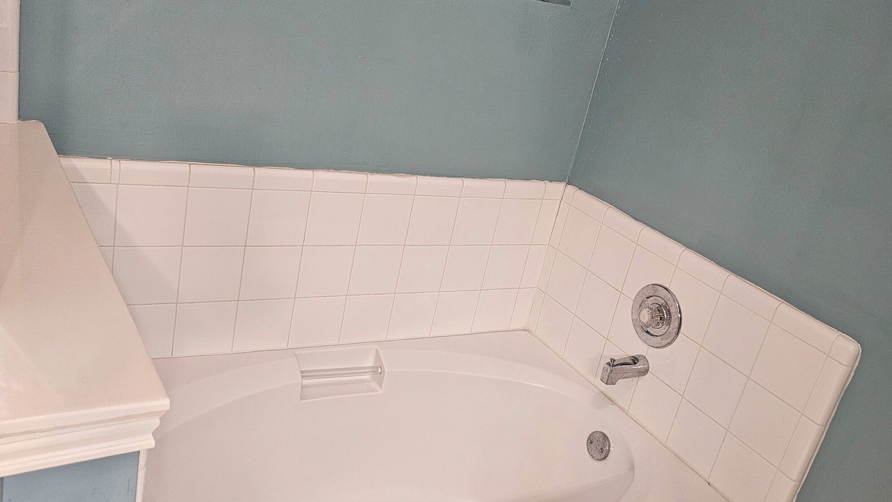 Photo of Bathroom in Spring