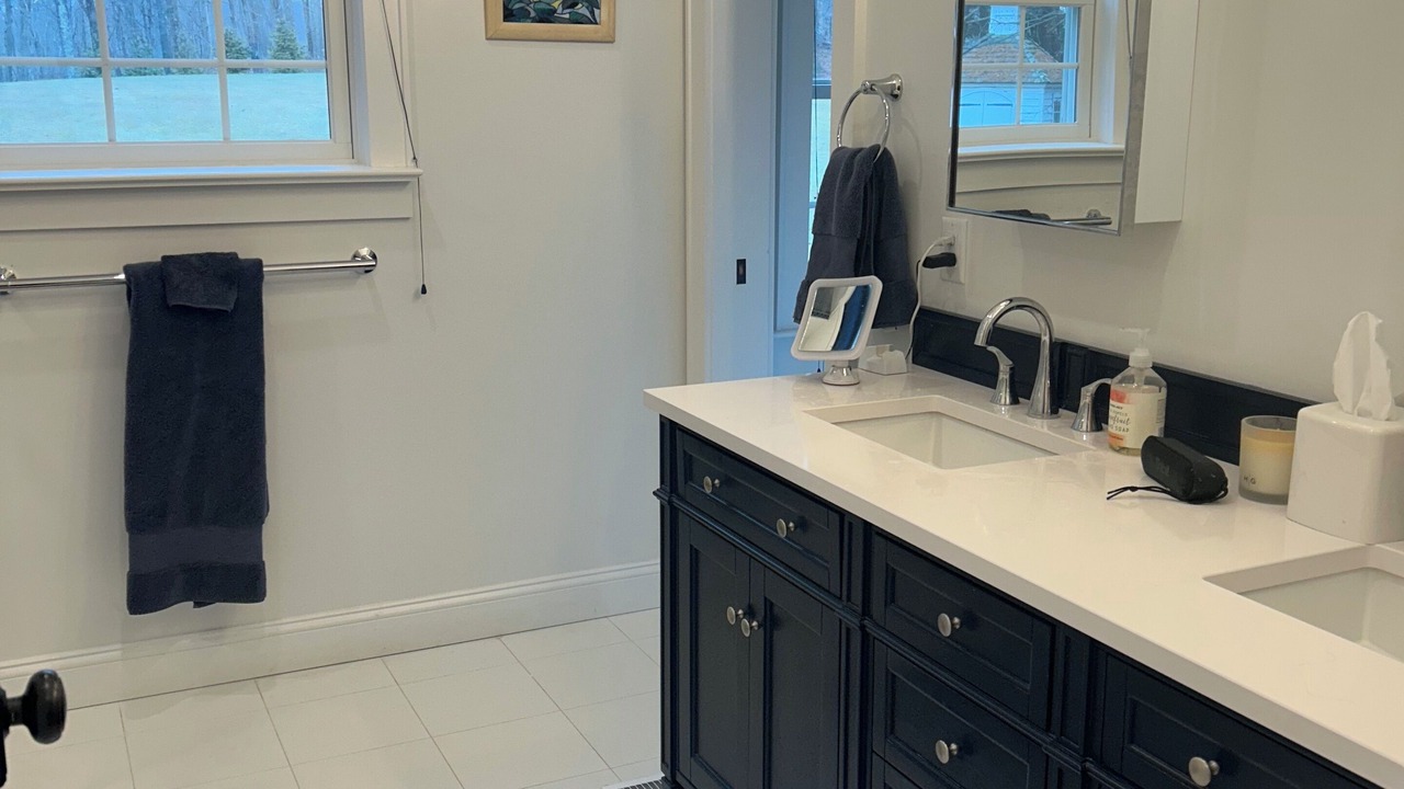 Photo of Bathroom in Cold Spring