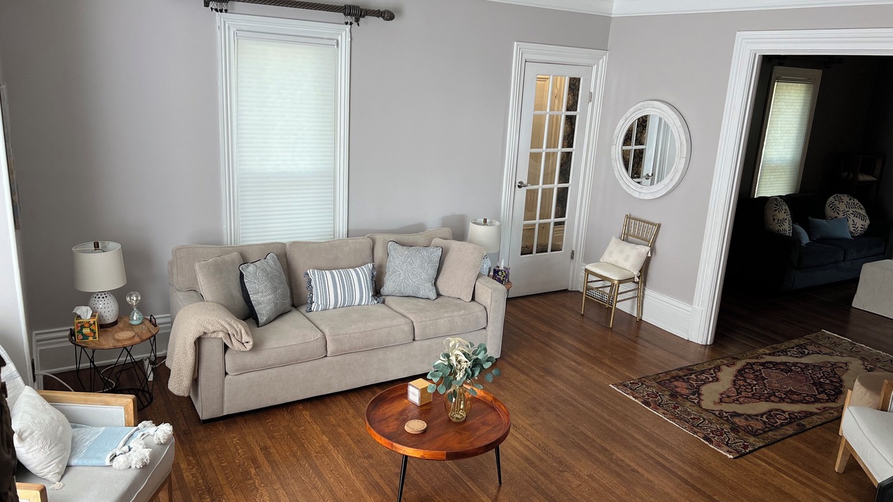 Photo of Livingroom in Waukegan