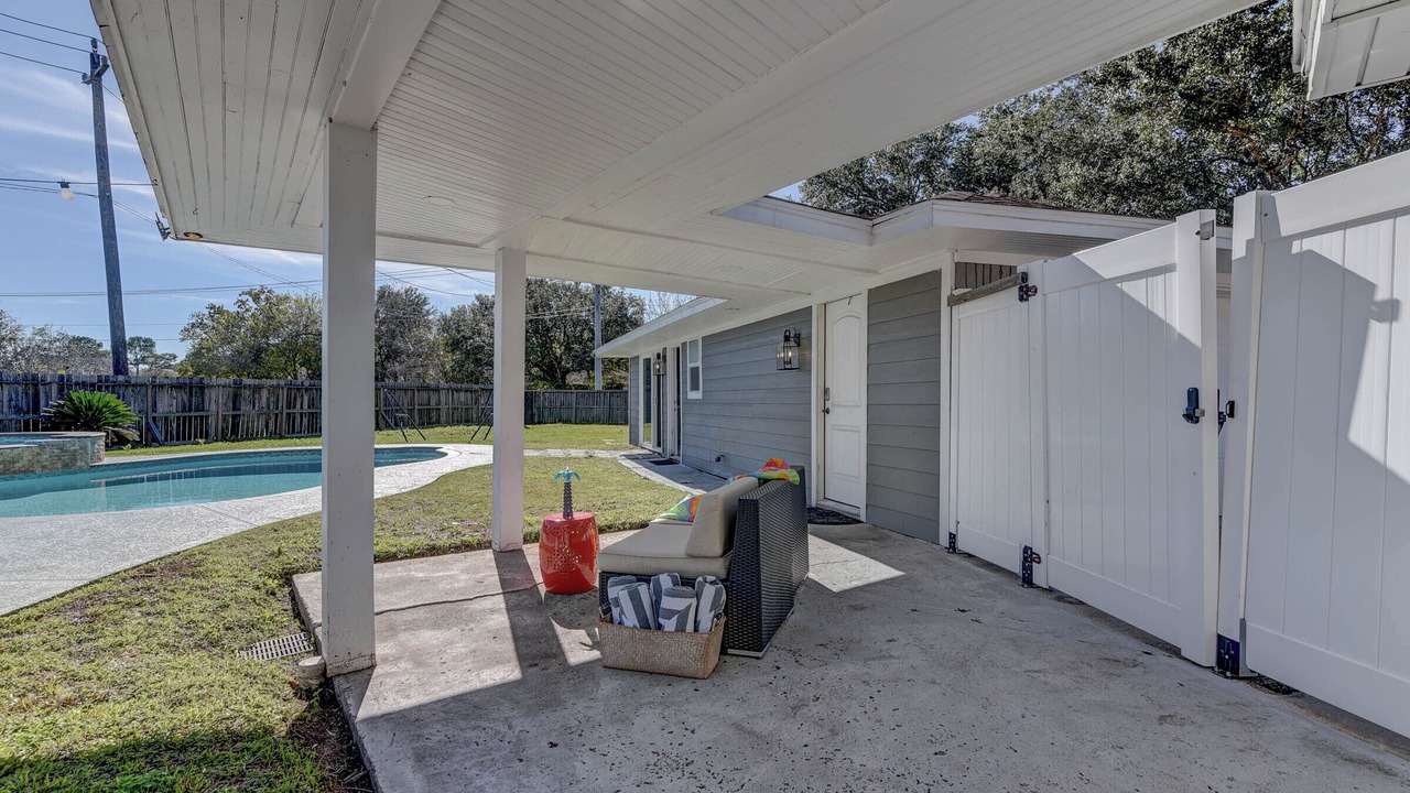 Photo of Outdoor in Clear Lake