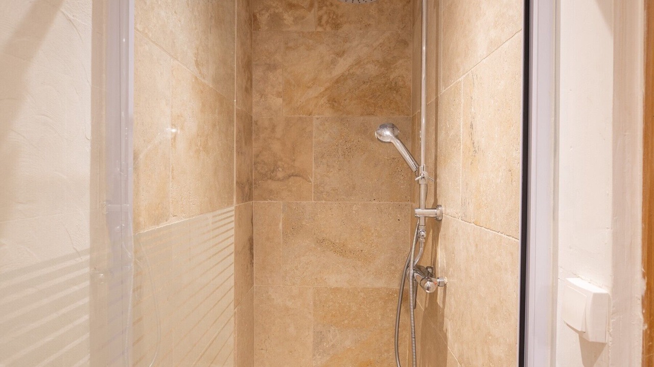 Photo of Bathroom in Lablachere