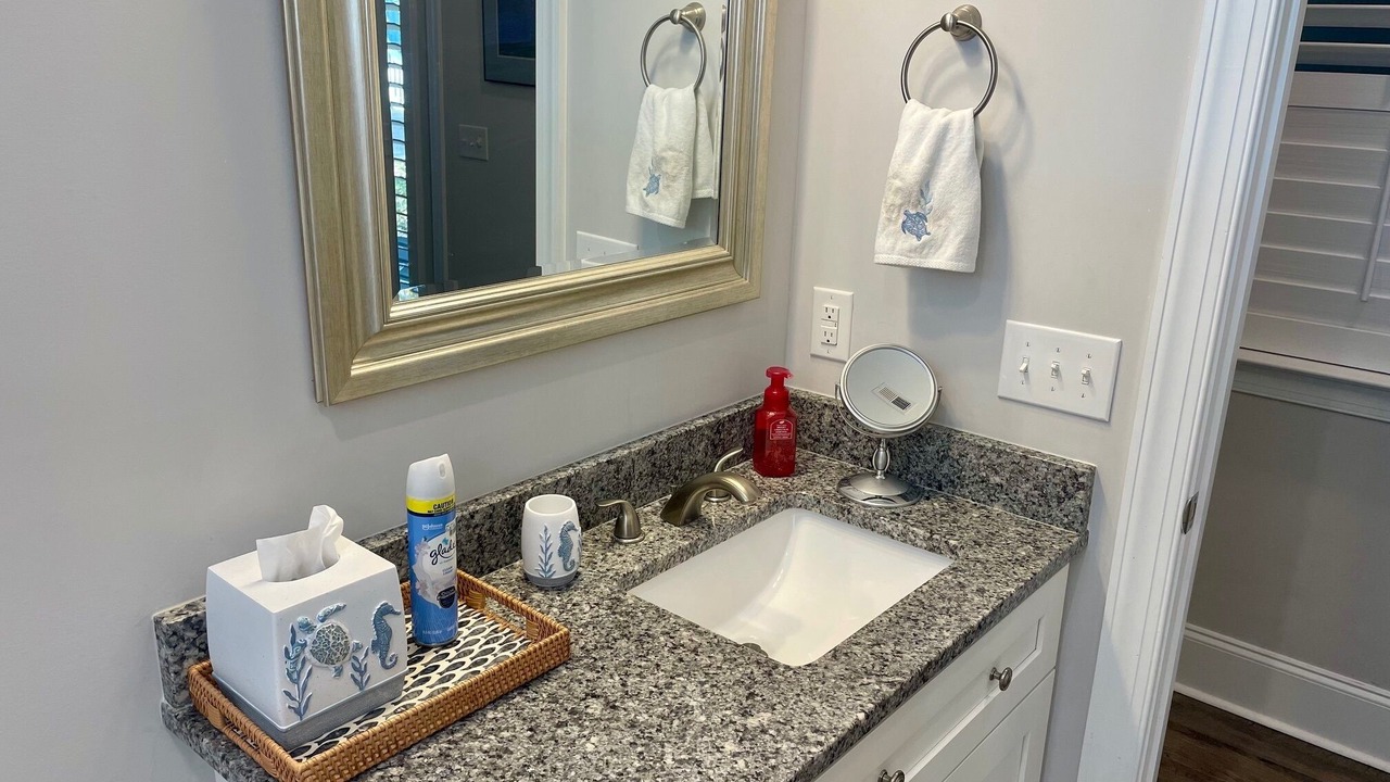 Photo of Bathroom in Long Beach