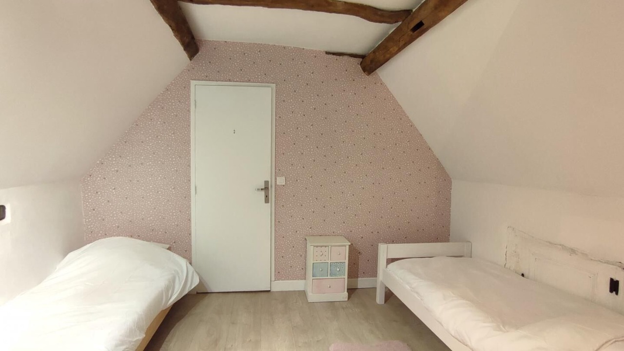 Photo of Bedroom in Limpiville