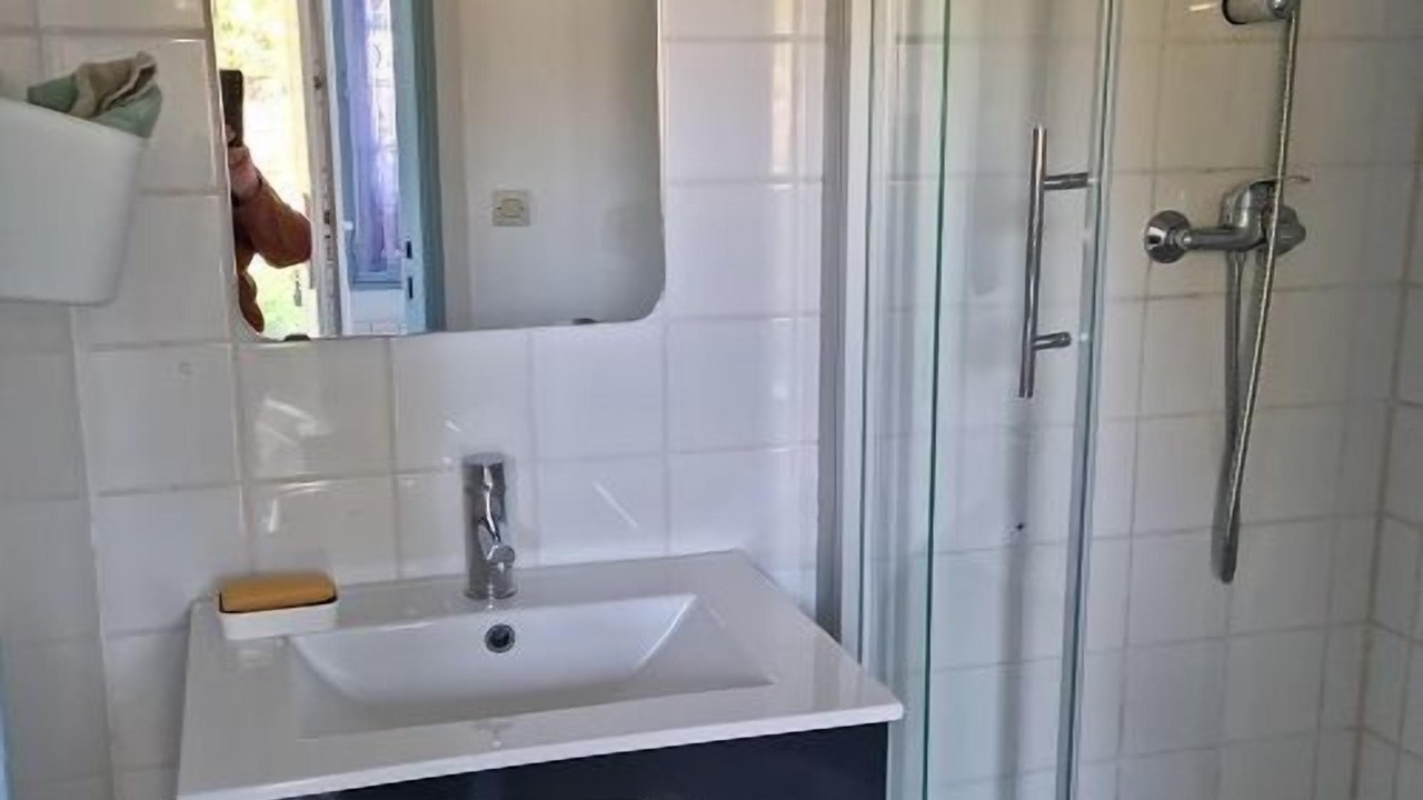 Photo of Bathroom in Turretot