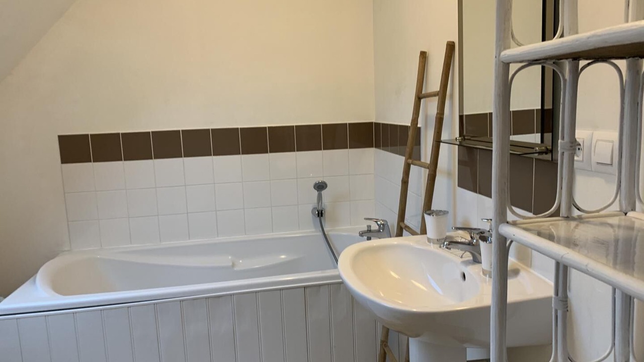 Photo of Bathroom in Eu