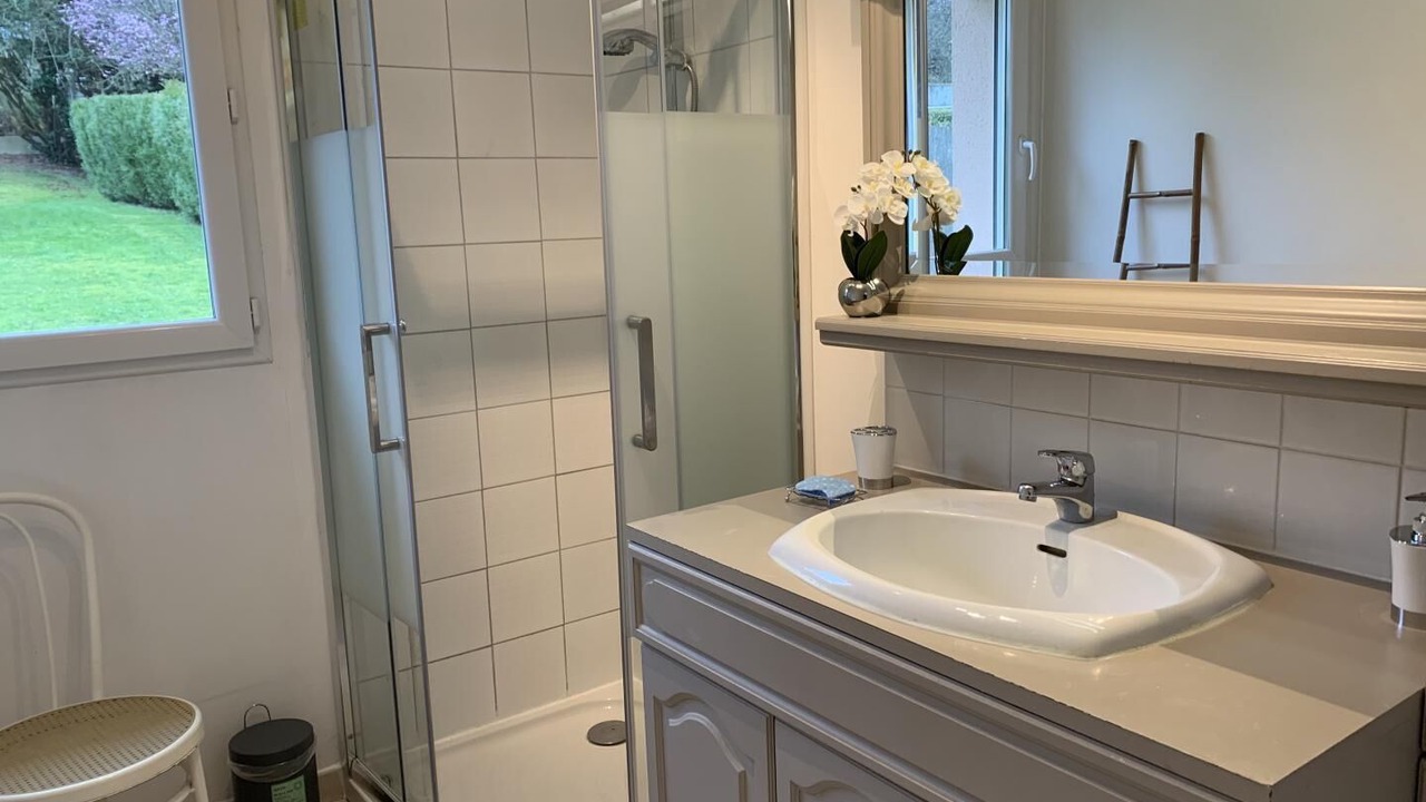 Photo of Bathroom in Eu