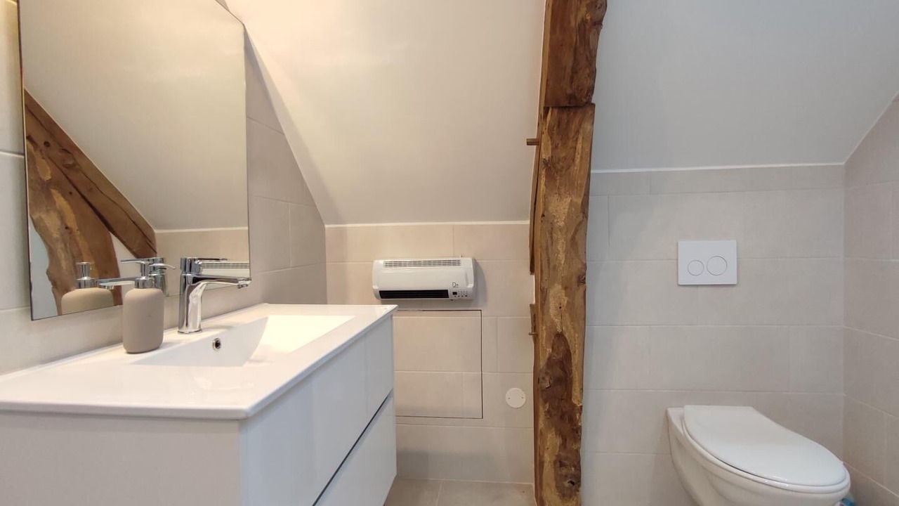Photo of Bathroom in Drosay