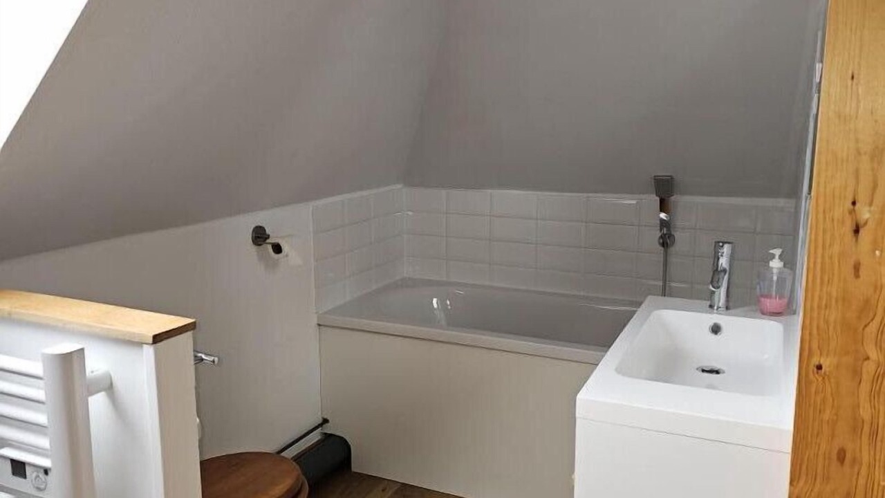 Photo of Bathroom in Ypreville-Biville