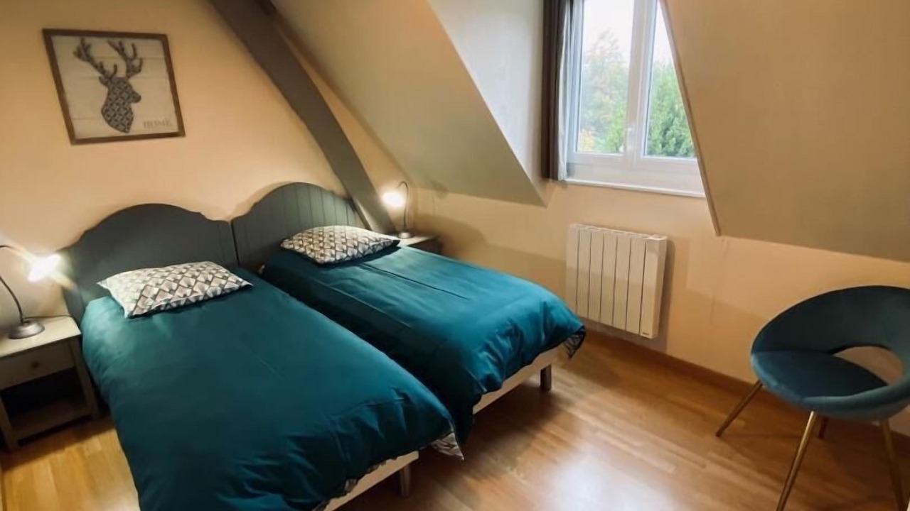 Photo of Bedroom in Villainville