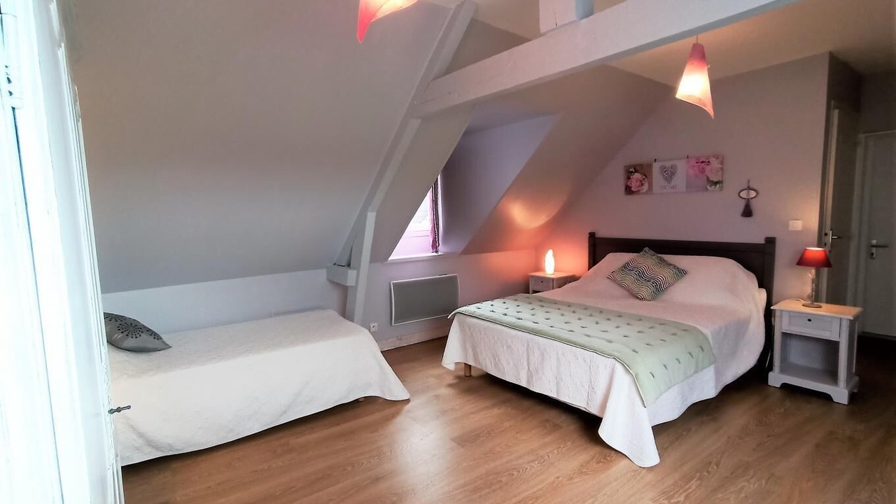 Photo of Bedroom in Etalondes
