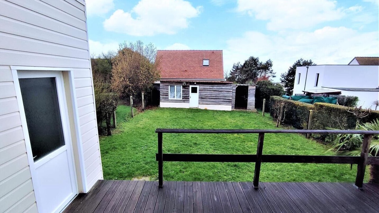 Photo of Patio Balcony in Mesnil-Val