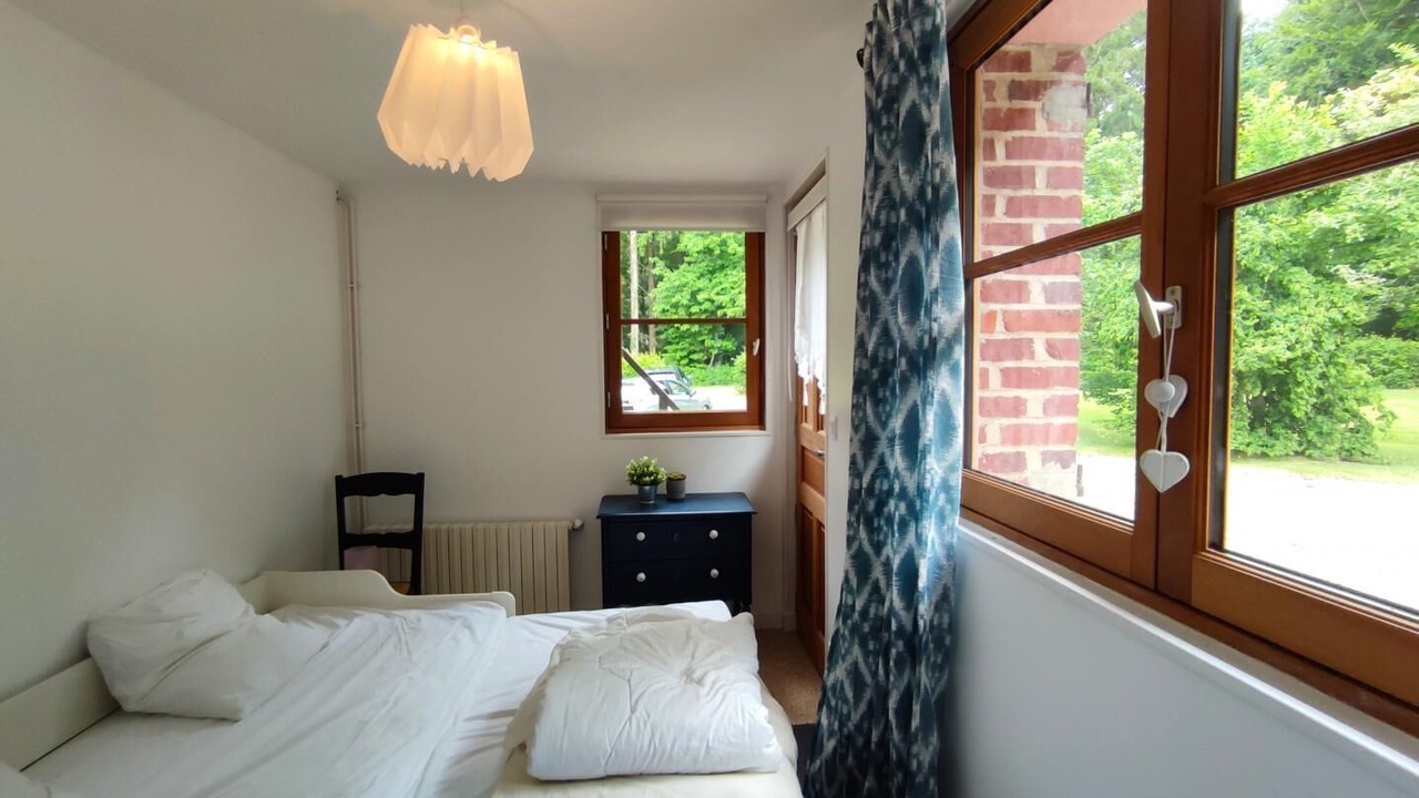 Photo of Bedroom in Le Caule-Sainte-Beuve