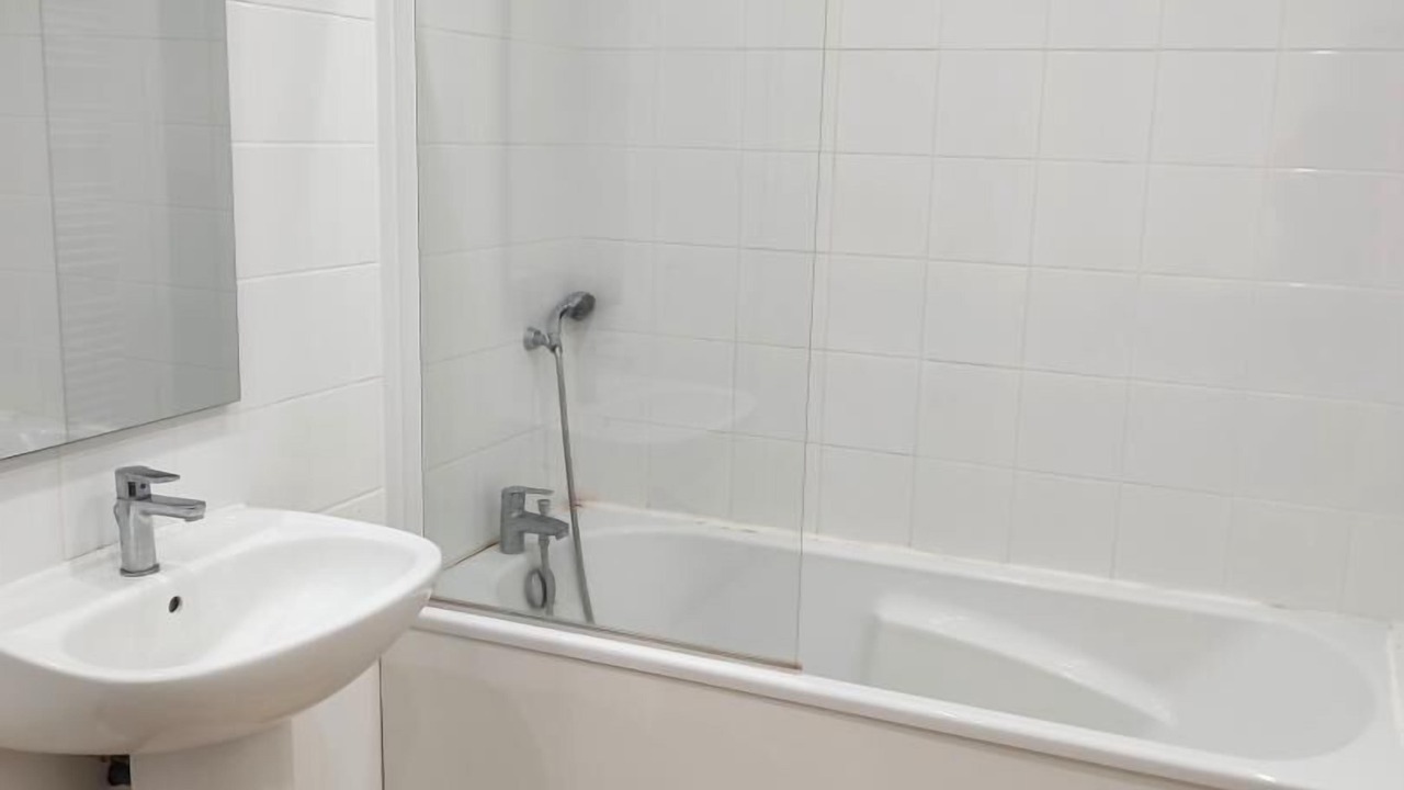 Photo of Bathroom in Le Caule-Sainte-Beuve