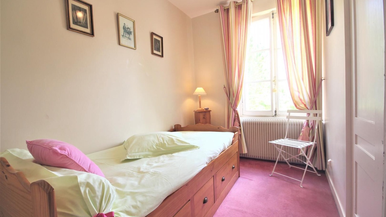 Photo of Bedroom in Quincampoix