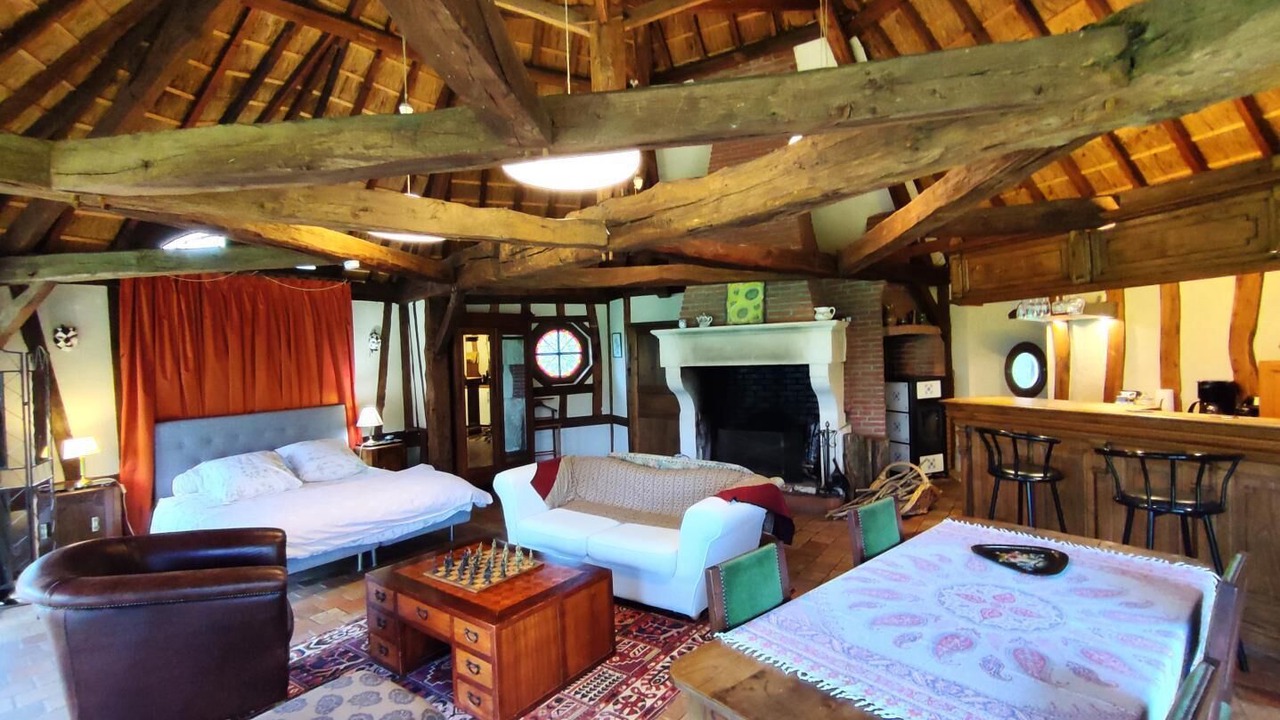 Photo of Livingroom in Arelaune-en-Seine