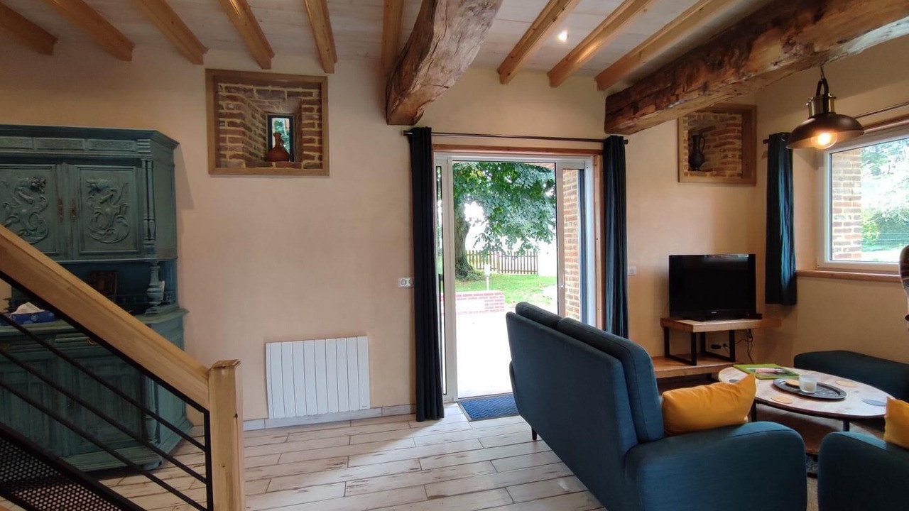 Photo of Livingroom in Ecrainville