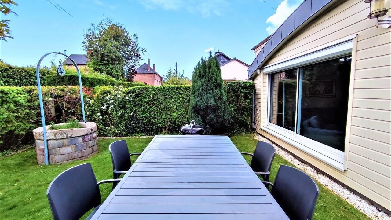 Photo of Outdoor in Mont-Saint-Aignan
