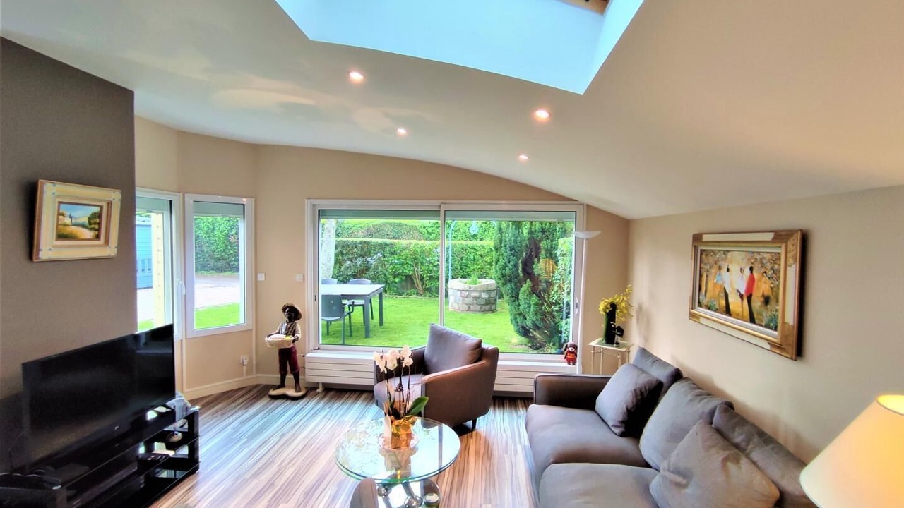 Photo of Livingroom in Mont-Saint-Aignan