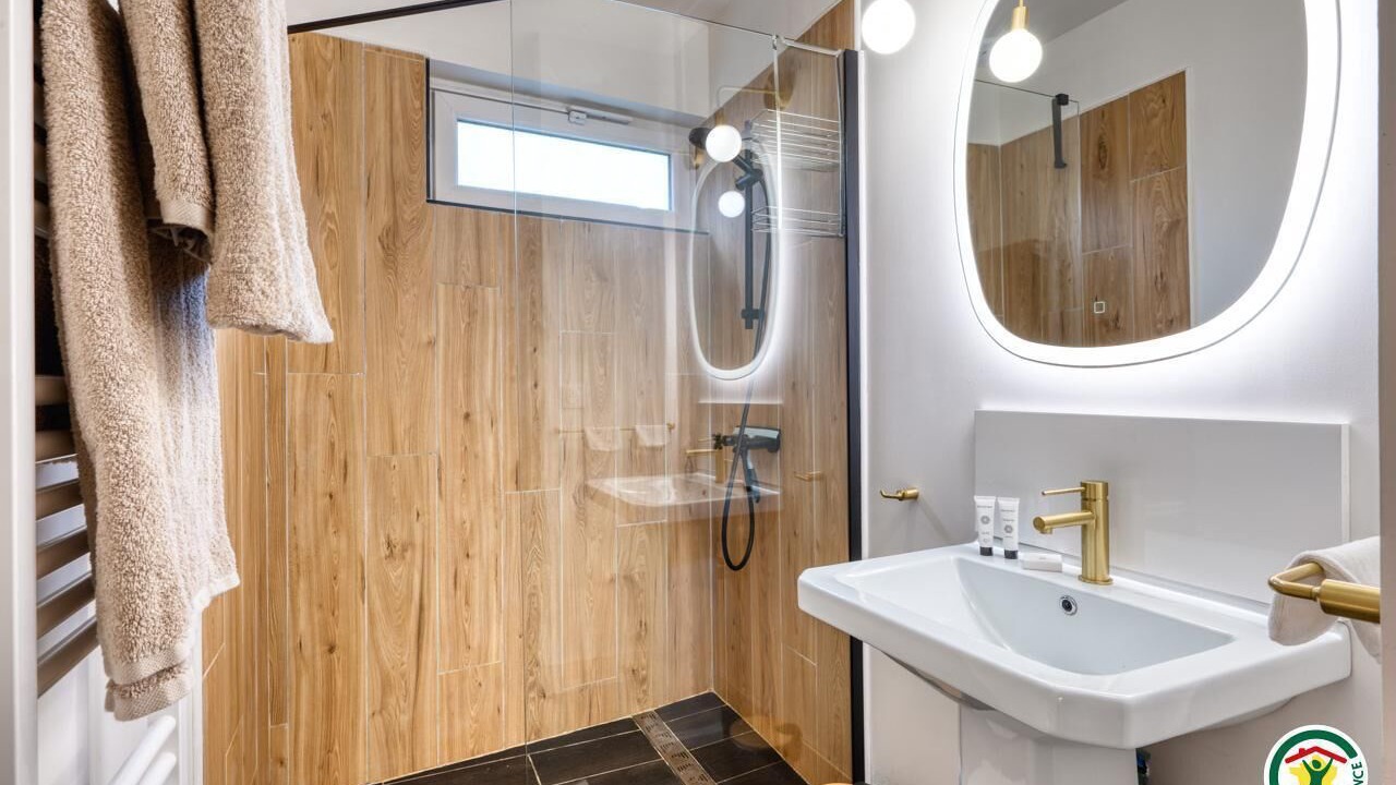 Photo of Bathroom in Allouville-Bellefosse