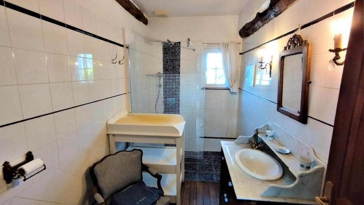 Photo of Bathroom in Sainte-Colombe