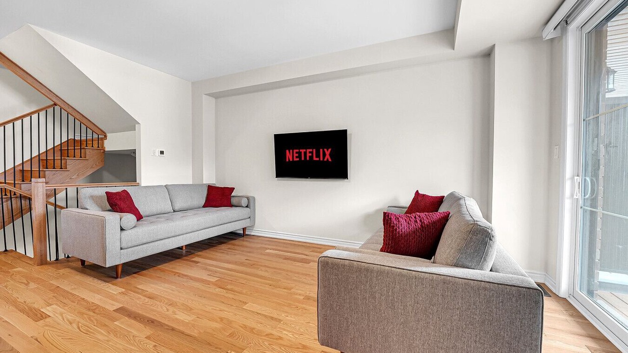 Photo of Livingroom in Burlington