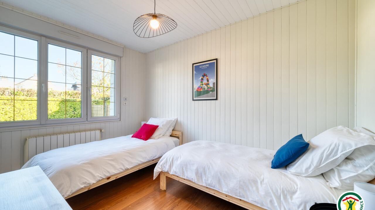 Photo of Bedroom in Angerville-l'Orcher