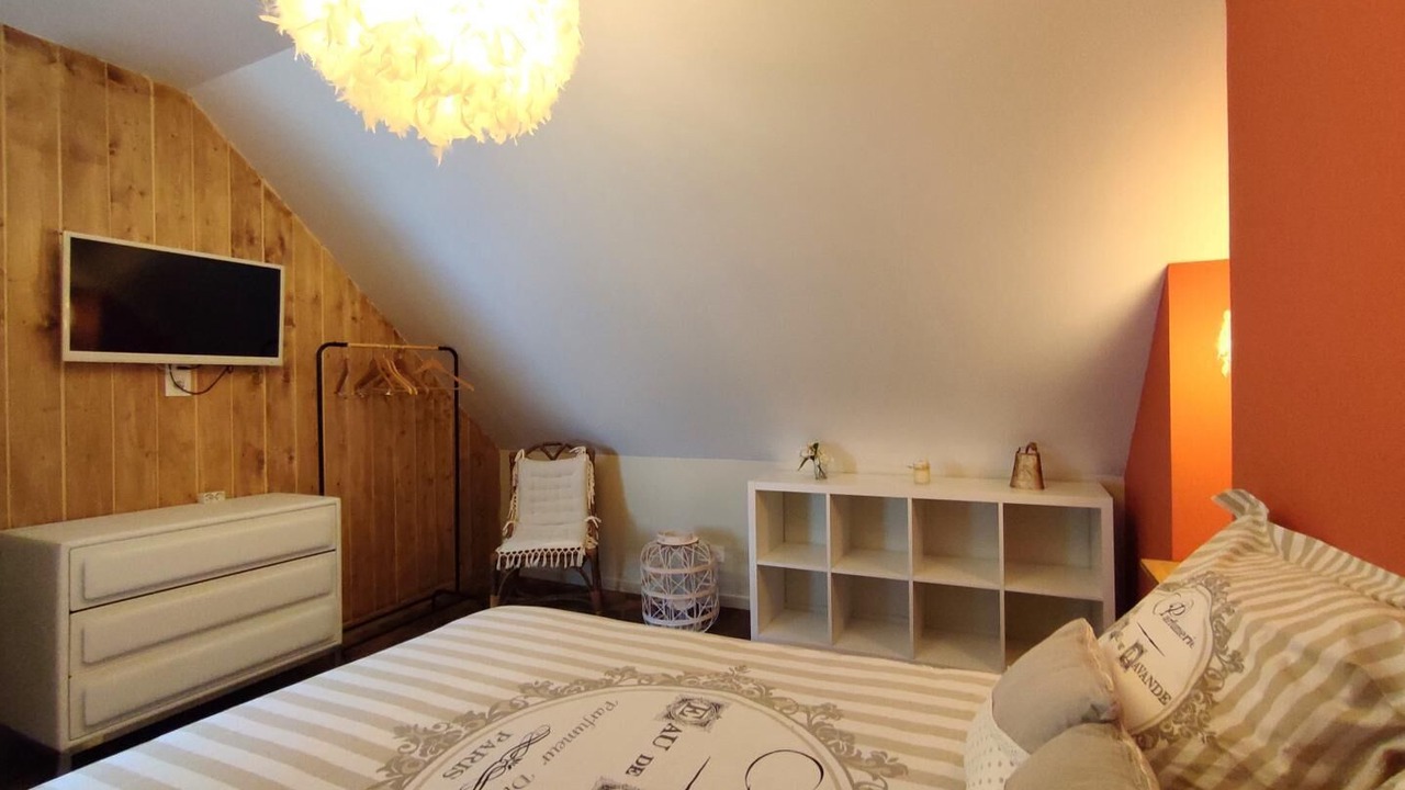 Photo of Bedroom in Forges-les-Eaux