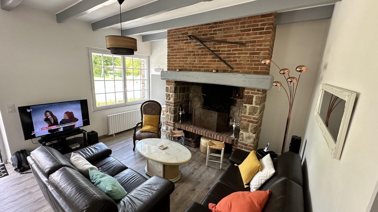 Photo of Livingroom in Saint-Pierre-le-Vieux