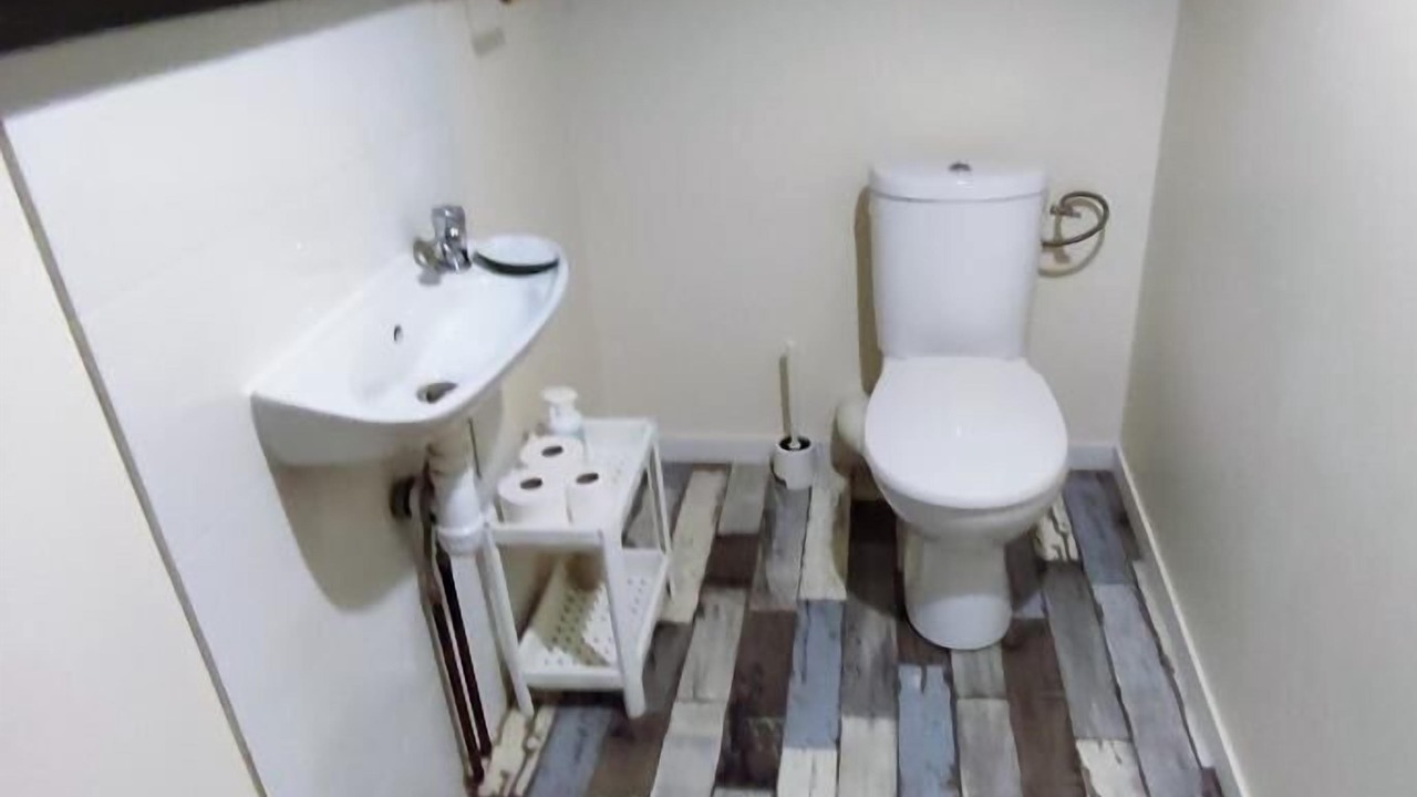 Photo of Bathroom in Saint-Martin-aux-Buneaux