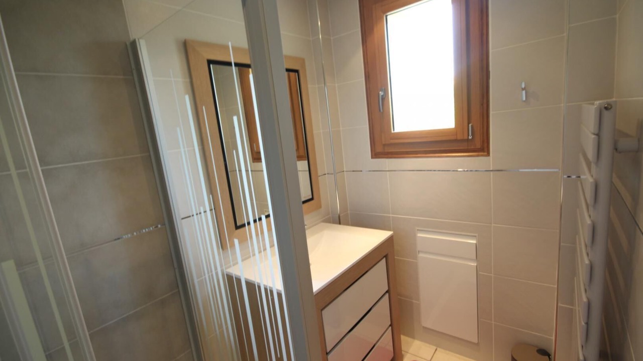 Photo of Bathroom in Montivilliers
