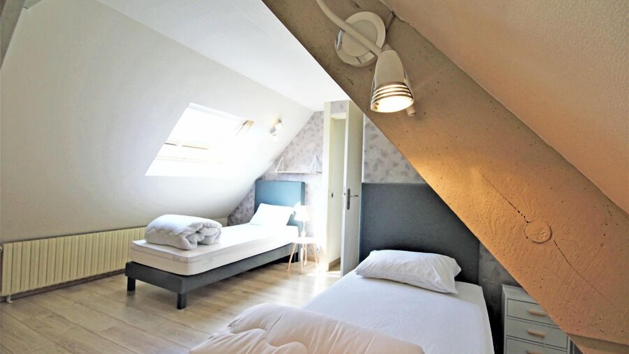 Photo of Bedroom in Montivilliers