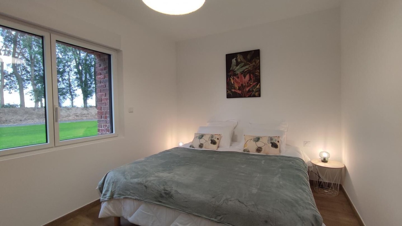 Photo of Bedroom in Saint-Martin-du-Manoir