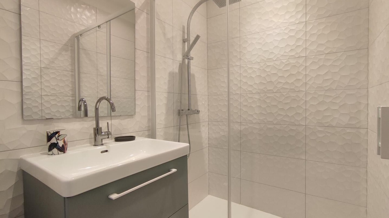 Photo of Bathroom in Saint-Martin-du-Manoir