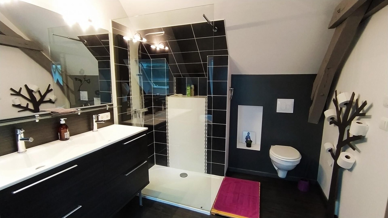 Photo of Bathroom in Saint-Martin-de-l'If