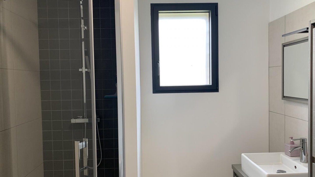 Photo of Bathroom in Fontenay